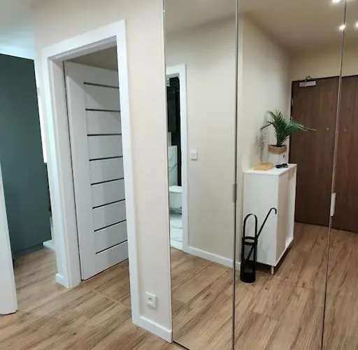 Piekny 3-pokojowy アパート カトヴィツェ